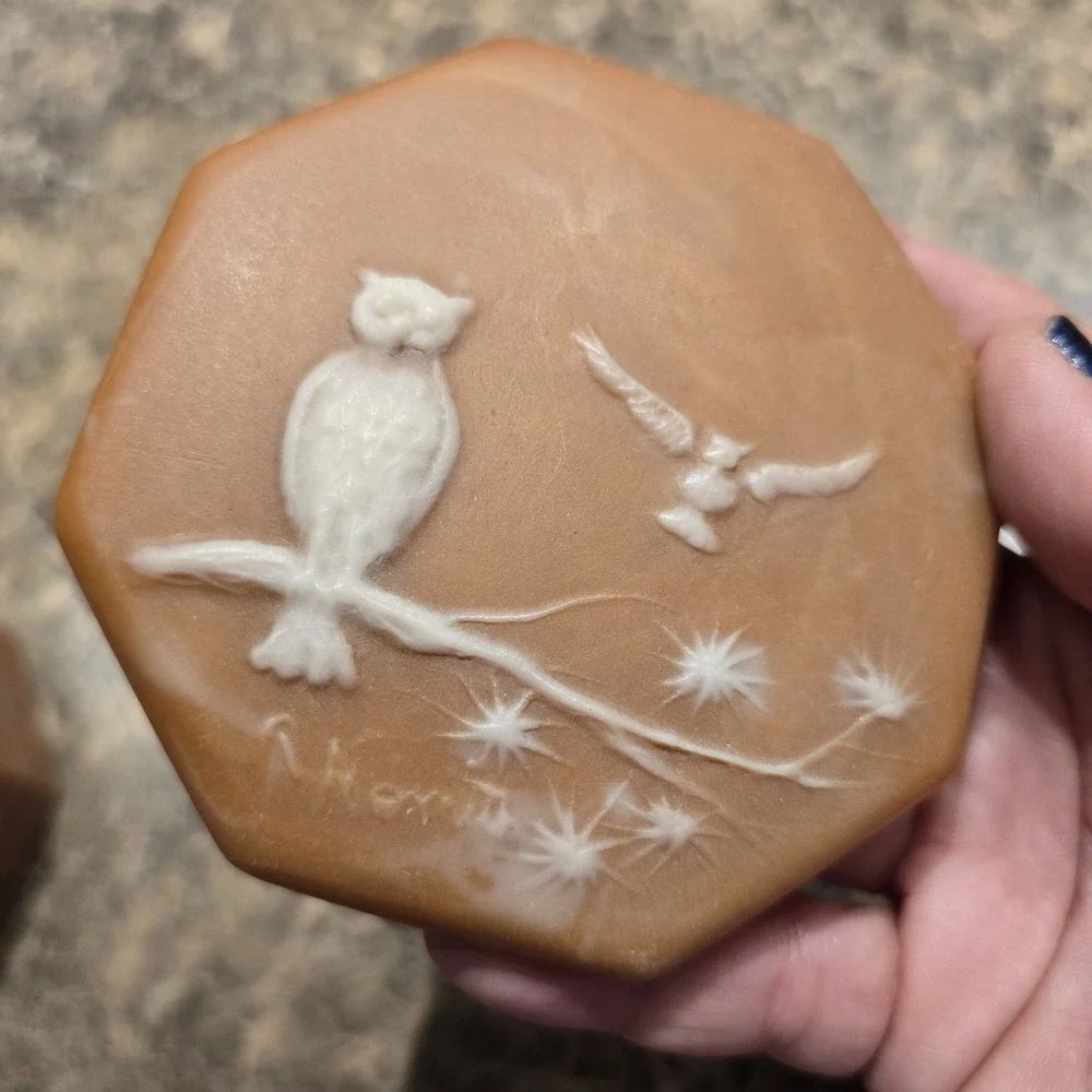 CARVED INCOLAY‎ STONE TRINKET BOX OWL PINK